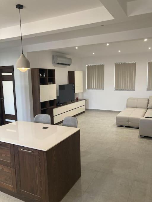 Dream Theatre Maisonette Марсаскала Екстериор снимка