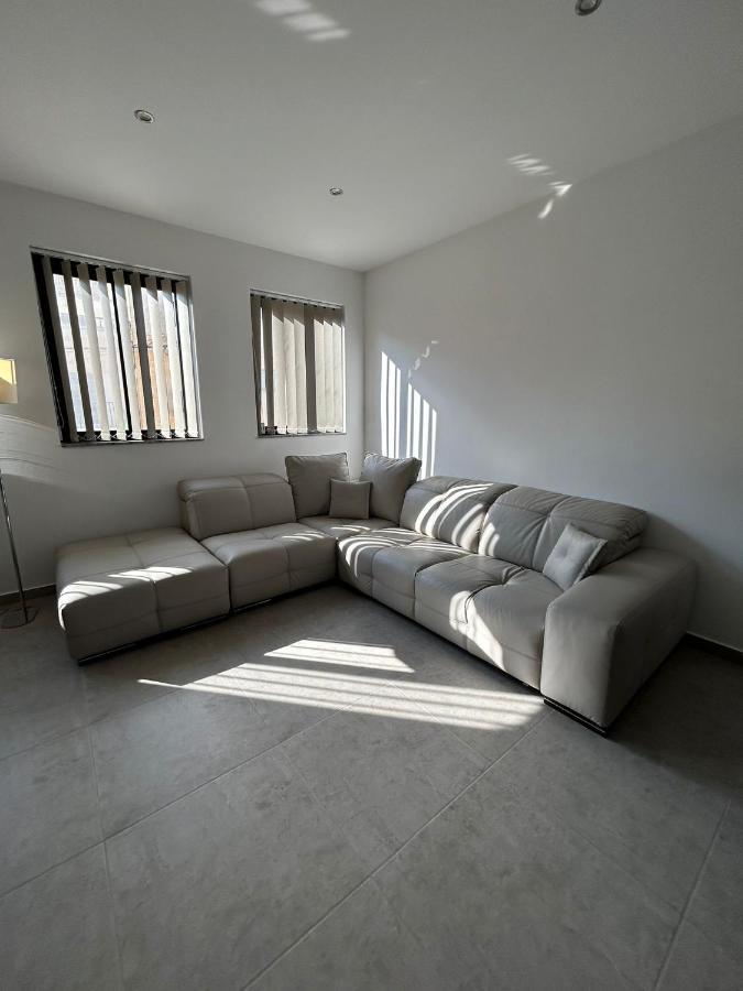 Dream Theatre Maisonette Марсаскала Екстериор снимка